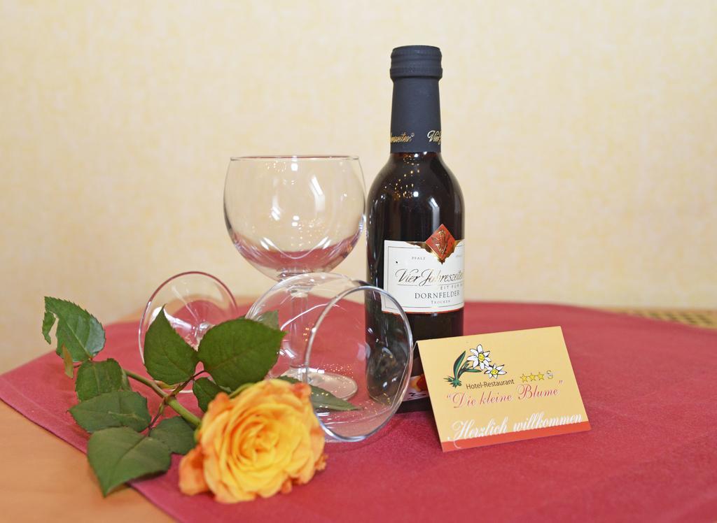 Hotel Die Kleine Blume Erfweiler Extérieur photo